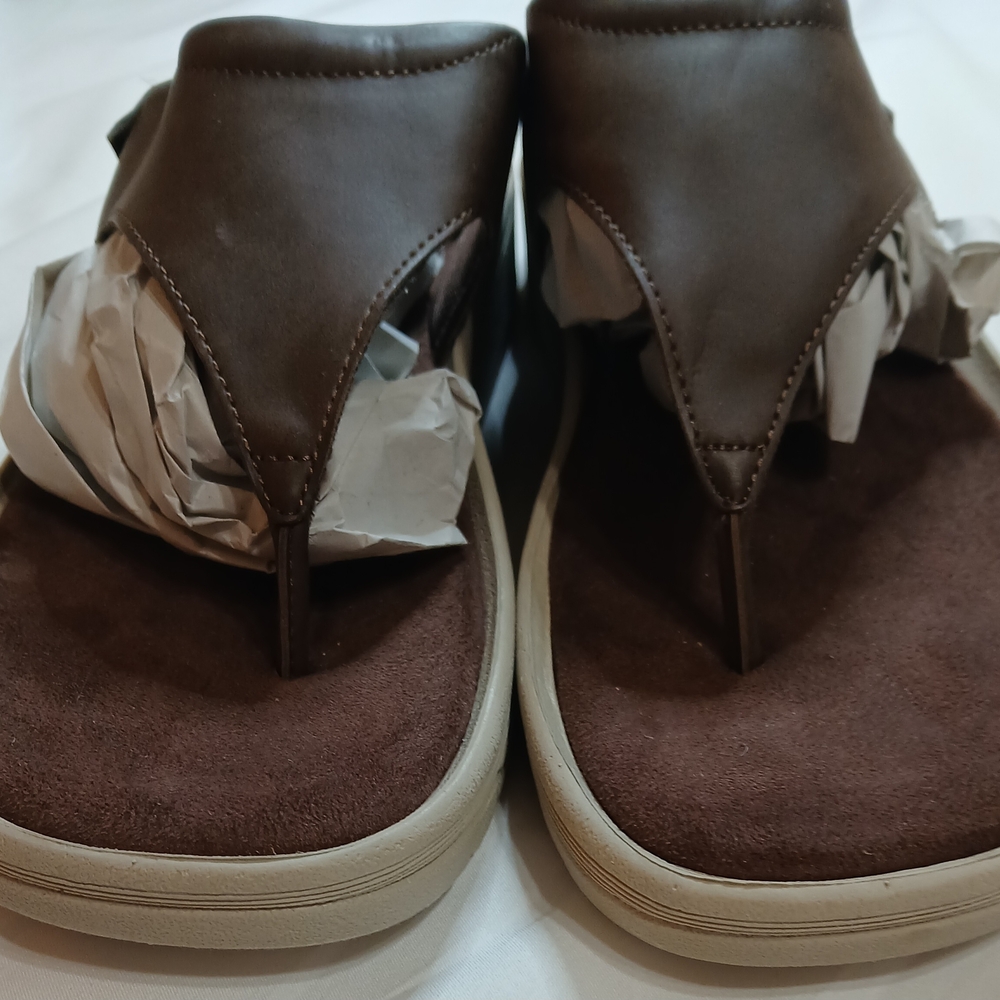 Easy Spirit Brown Sandals